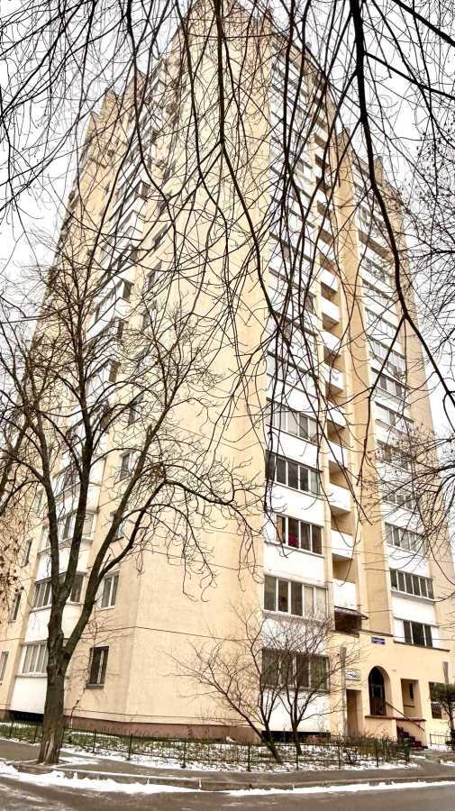 Аренда 2-комнатной квартиры 72 м², Сергея Москаленко ул., 8Б