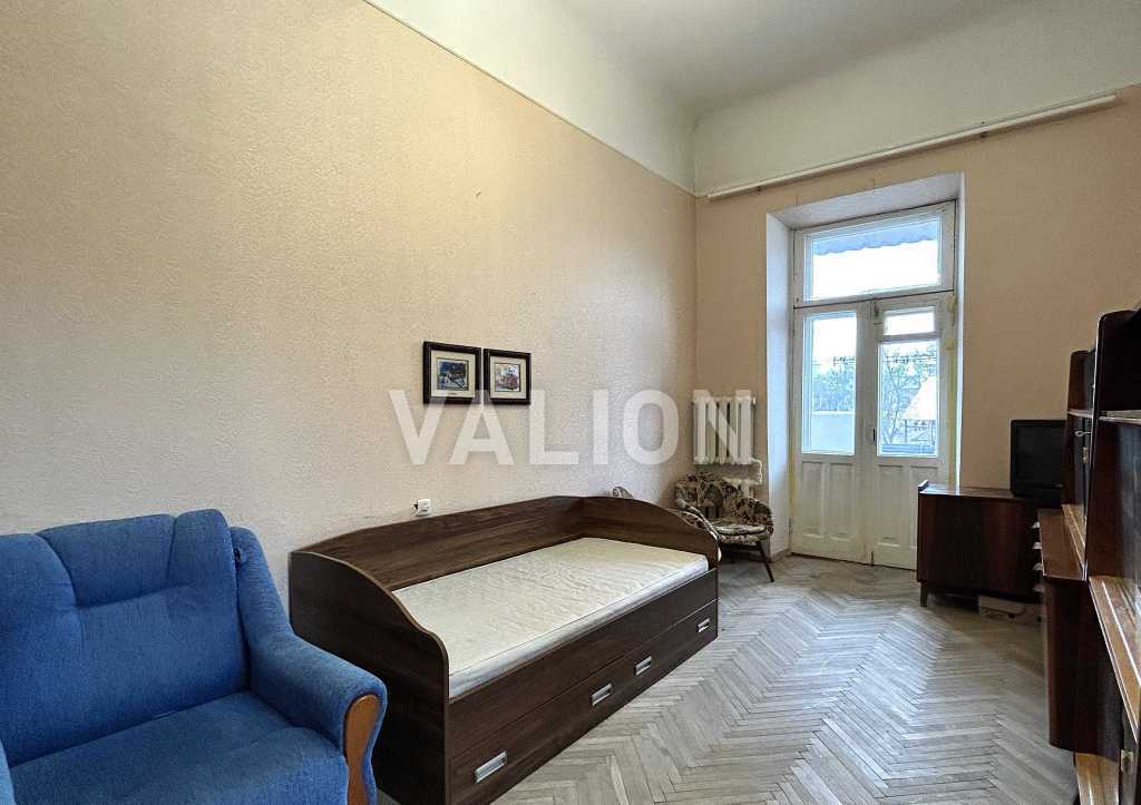 Продажа 2-комнатной квартиры 53.2 м², Большая Житомирская ул., 4В