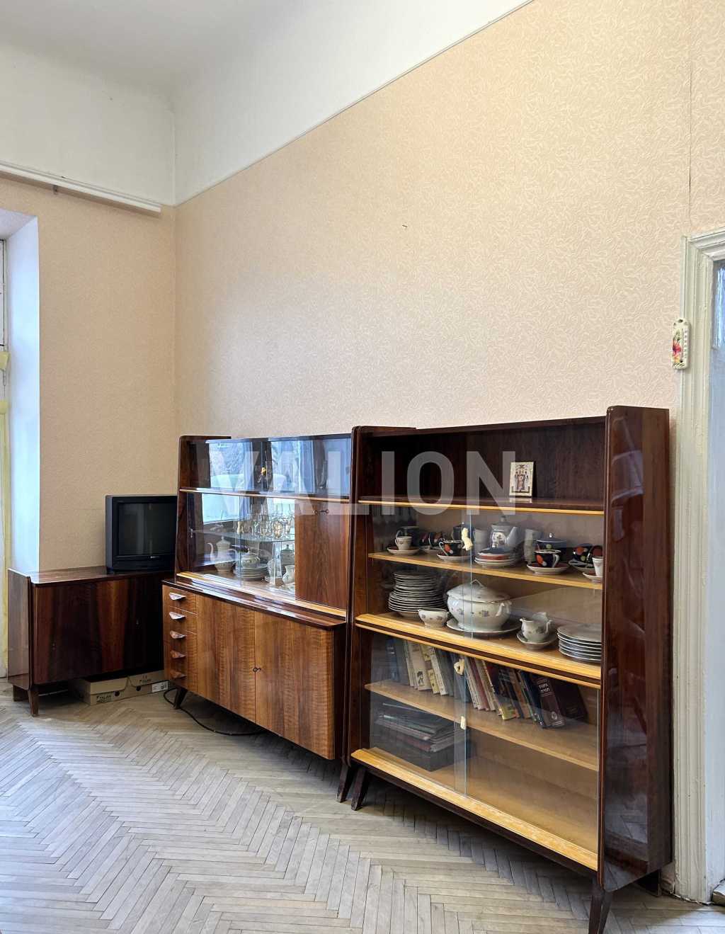 Продажа 2-комнатной квартиры 53.2 м², Большая Житомирская ул., 4В