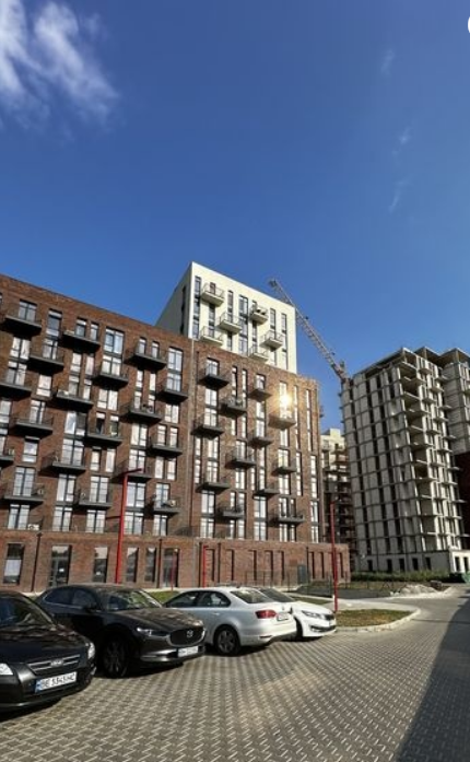 Продаж 1-кімнатної квартири 40 м², Радостная вул.