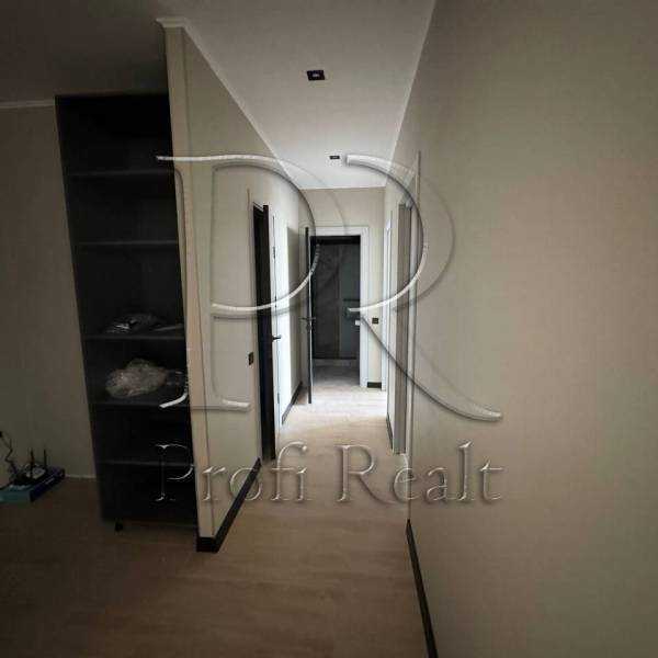 Продажа 2-комнатной квартиры 71 м², Днепровское шоссе, 15Д