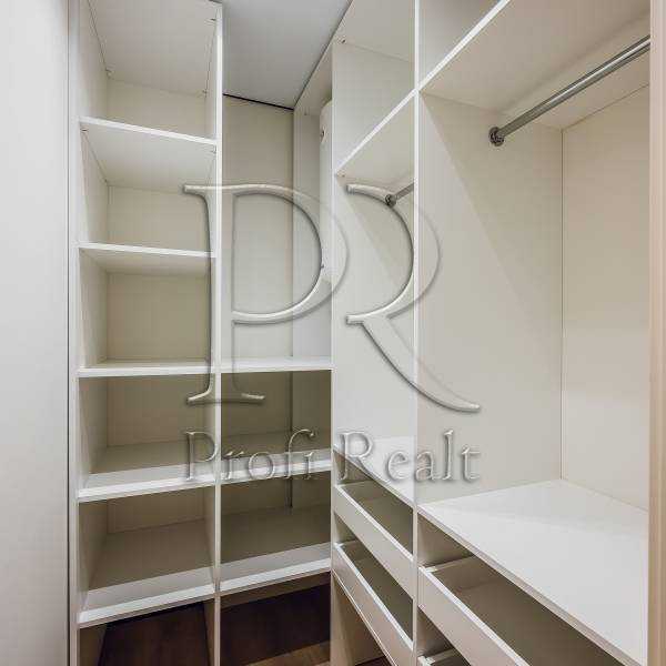 Продажа 1-комнатной квартиры 43 м², Всеволода Змиенко ул., Змієнка вулиця, 30