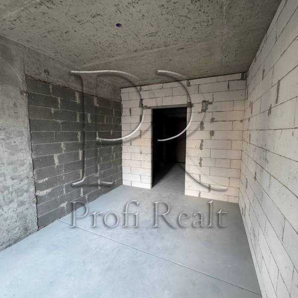 Продажа 3-комнатной квартиры 90 м², Причальная ул., 10