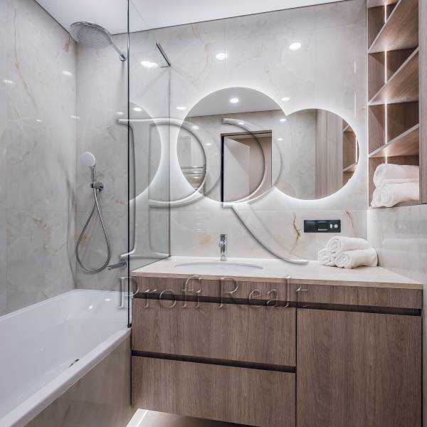 Продажа 2-комнатной квартиры 70 м², Александра Олеся ул., 5