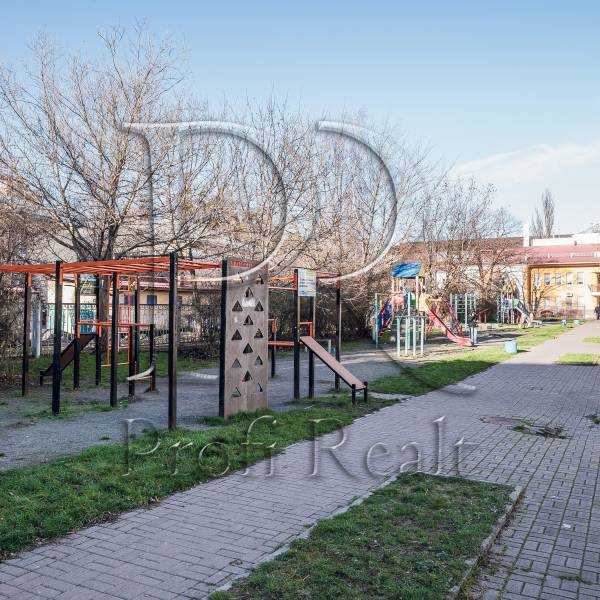 Продажа 2-комнатной квартиры 65 м², Вышгородская ул., 54Б