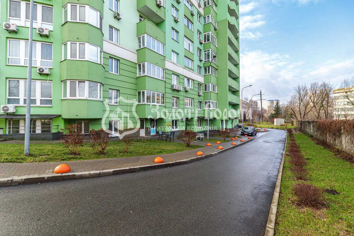 Продажа 2-комнатной квартиры 61.4 м², Отрадный просп., 2