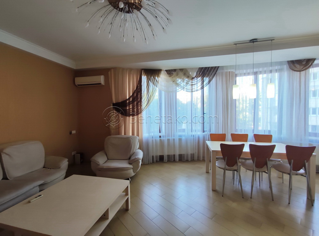 Аренда 3-комнатной квартиры 108 м², Тенистая ул., 9/12