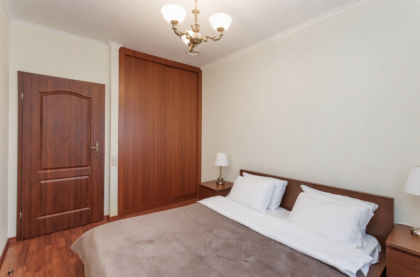 Будинок подобово 120 м²