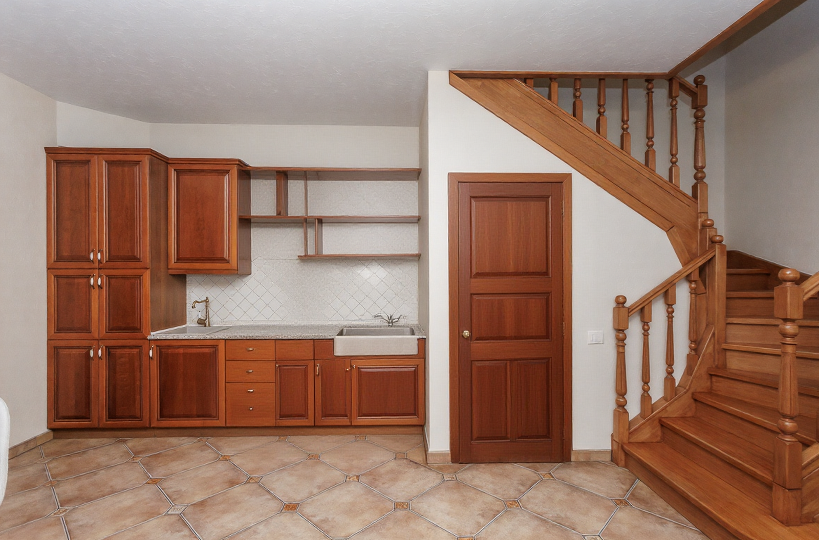 Будинок подобово 120 м²