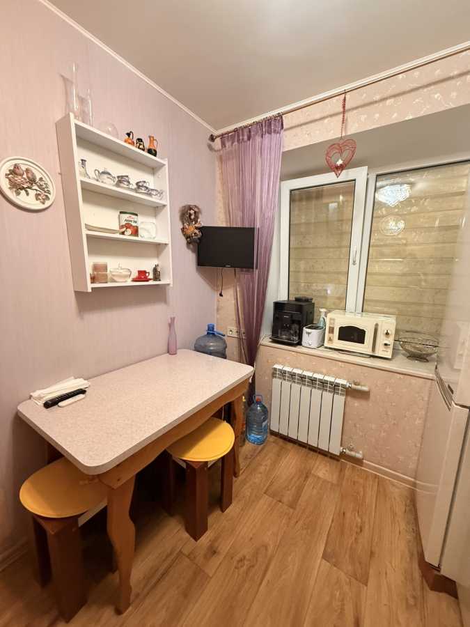 Продаж 2-кімнатної квартири 40 м², Ильичевская вул., Парковая, 34-б