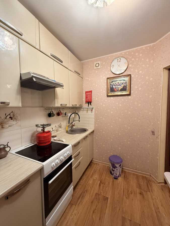 Продаж 2-кімнатної квартири 40 м², Ильичевская вул., Парковая, 34-б