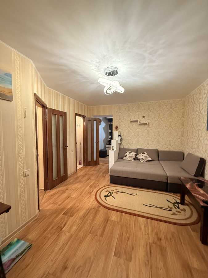 Продаж 2-кімнатної квартири 40 м², Ильичевская вул., Парковая, 34-б