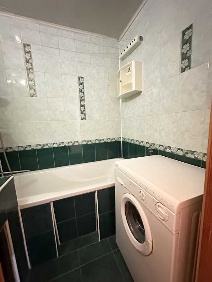 Продажа 3-комнатной квартиры 75 м², Генерала Пухова ул., 148