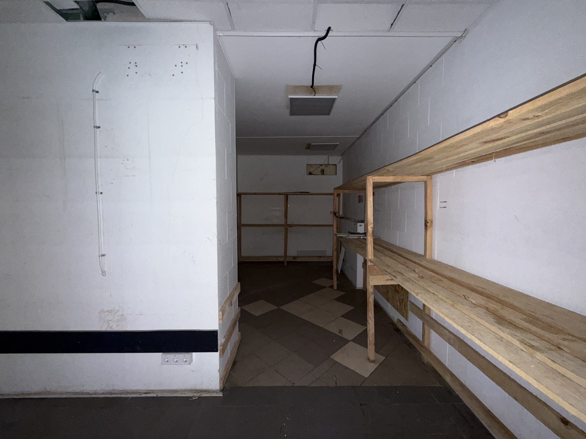 Аренда торгового помещения 68 м², Володи Дубинина ул., 12/12