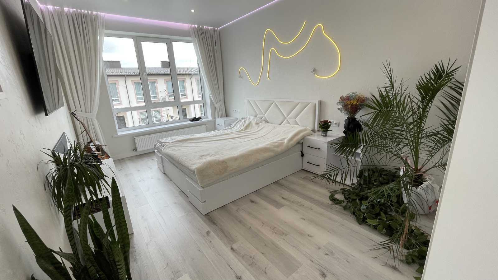 Продаж 2-кімнатної квартири 76 м², Ясна вул., 45