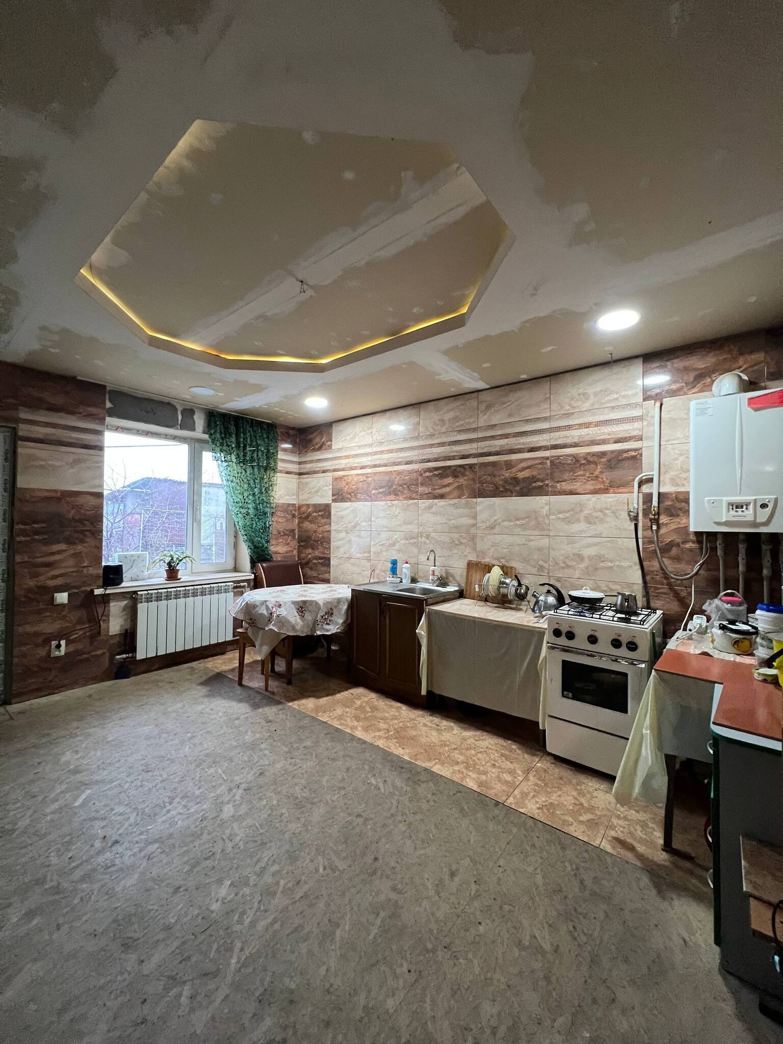 Продаж будинку 102 м², центральна