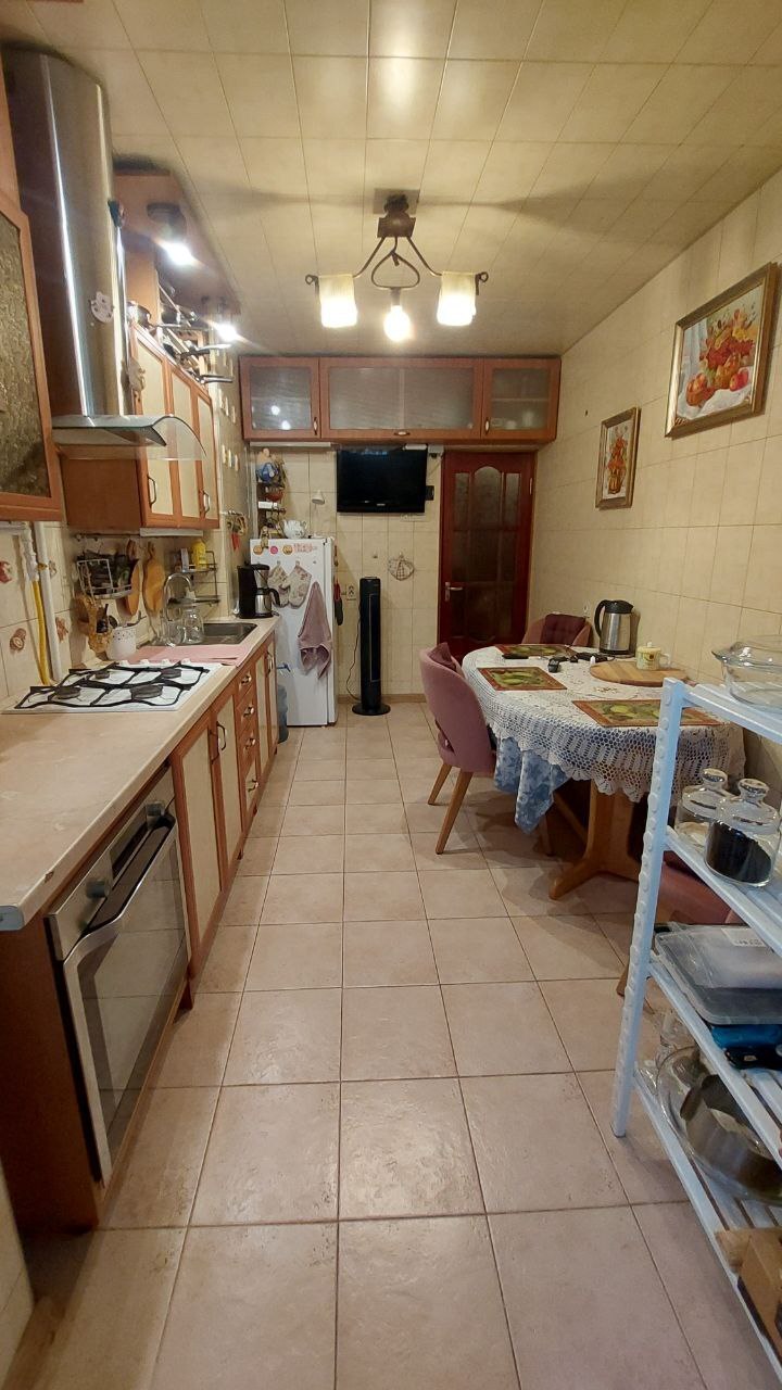 Продаж 3-кімнатної квартири 66 м², Ільфа і Петрова вул., 21