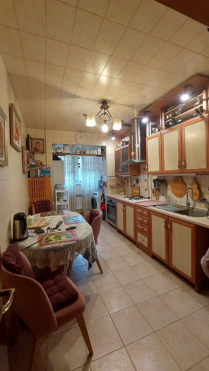 Продаж 3-кімнатної квартири 66 м², Ільфа і Петрова вул., 21