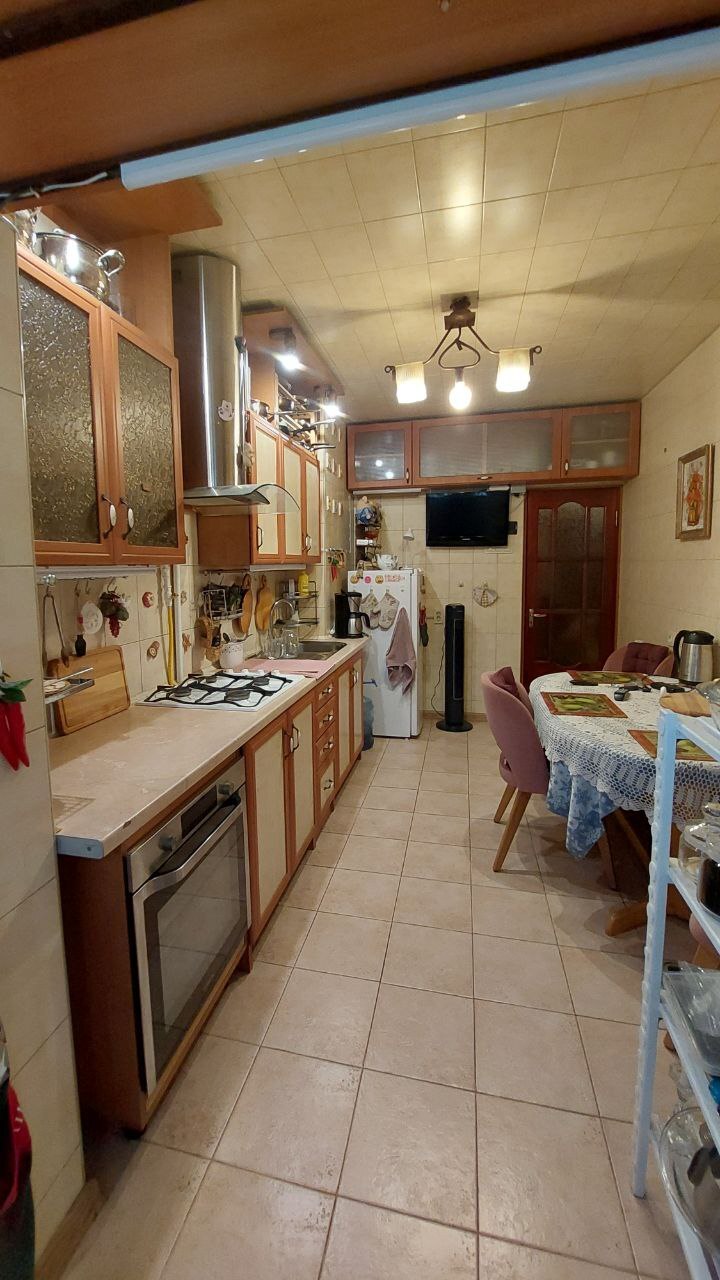 Продаж 3-кімнатної квартири 66 м², Ільфа і Петрова вул., 21