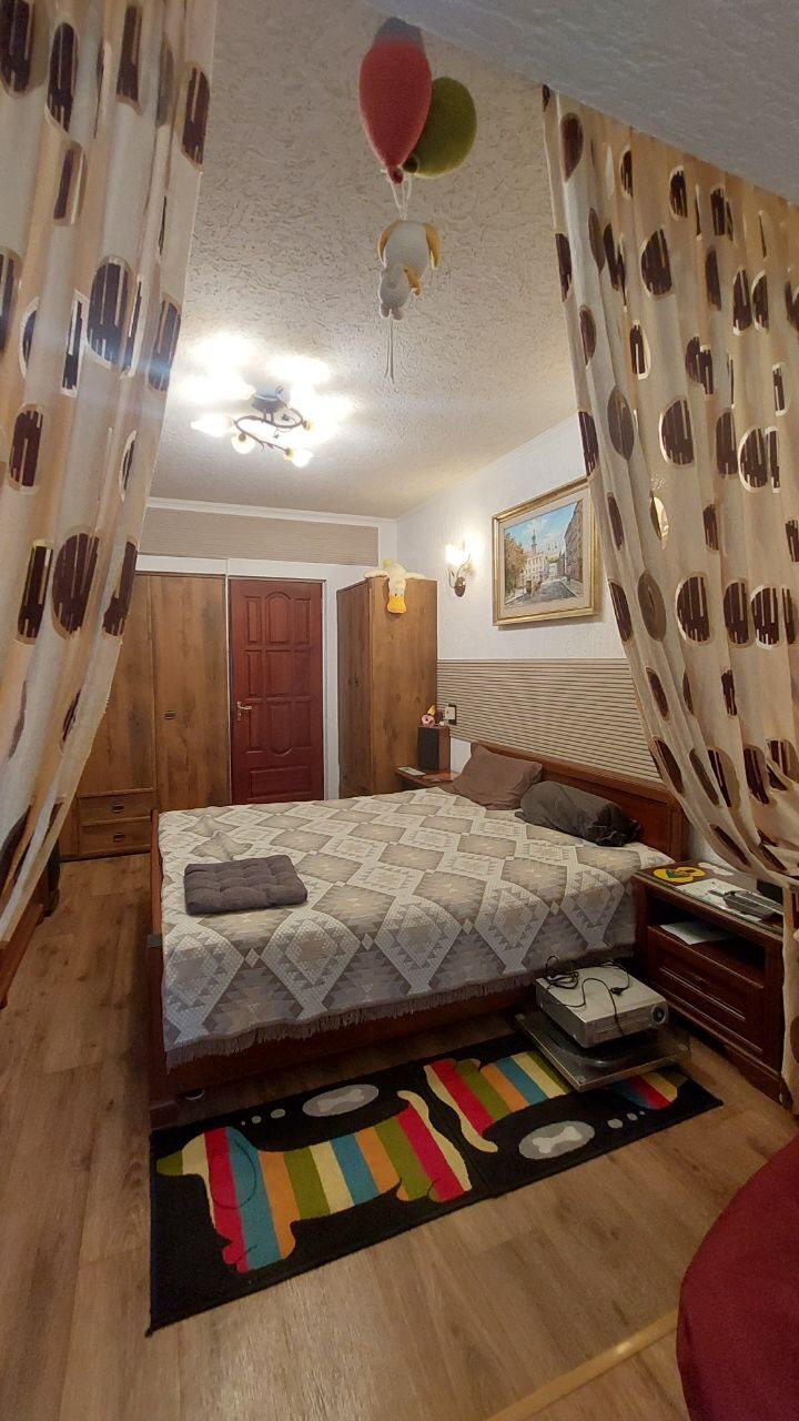 Продаж 3-кімнатної квартири 66 м², Ільфа і Петрова вул., 21