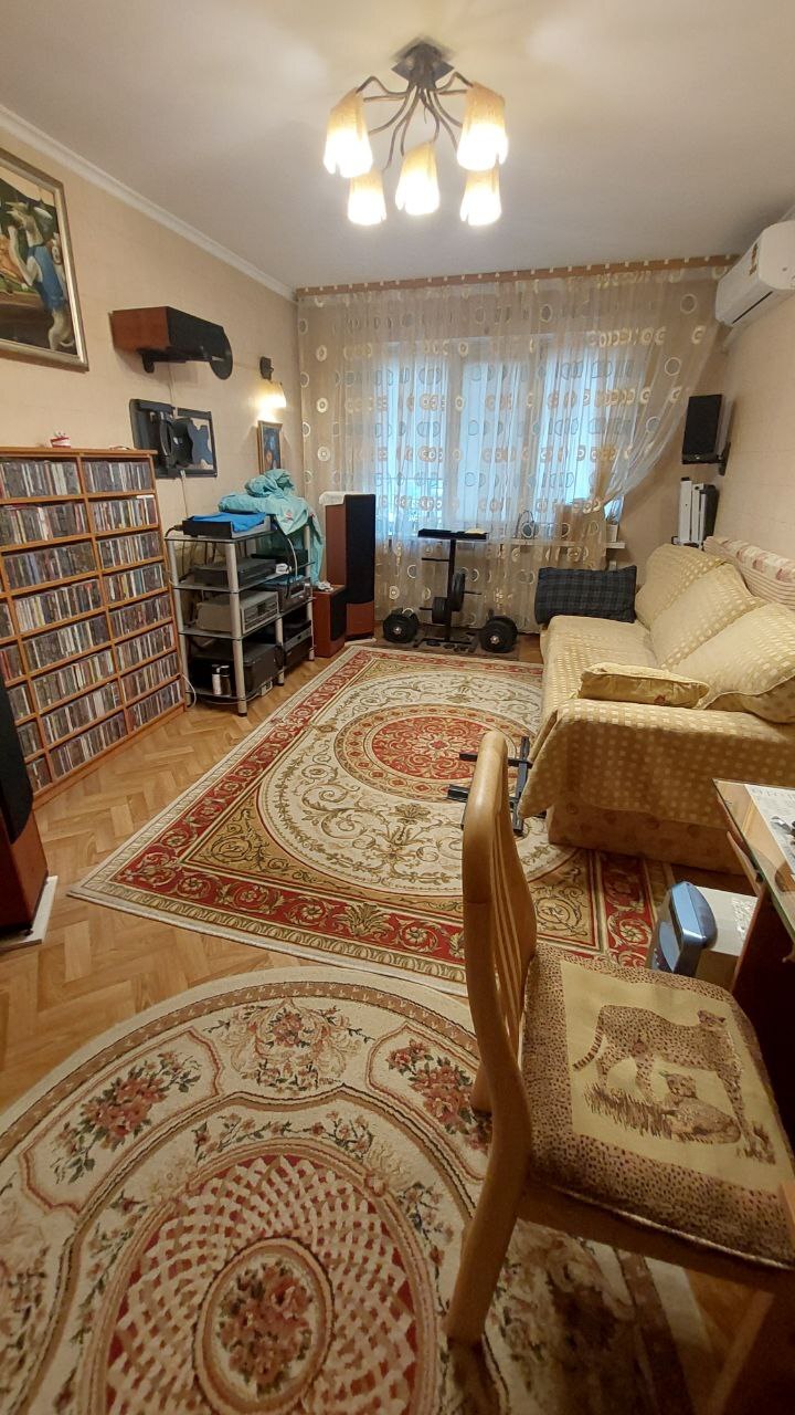 Продаж 3-кімнатної квартири 66 м², Ільфа і Петрова вул., 21
