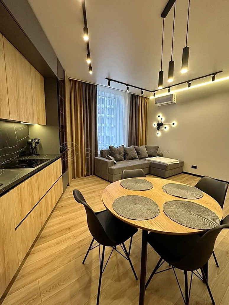 Аренда 3-комнатной квартиры 80 м², Фонтанская дор., 118а