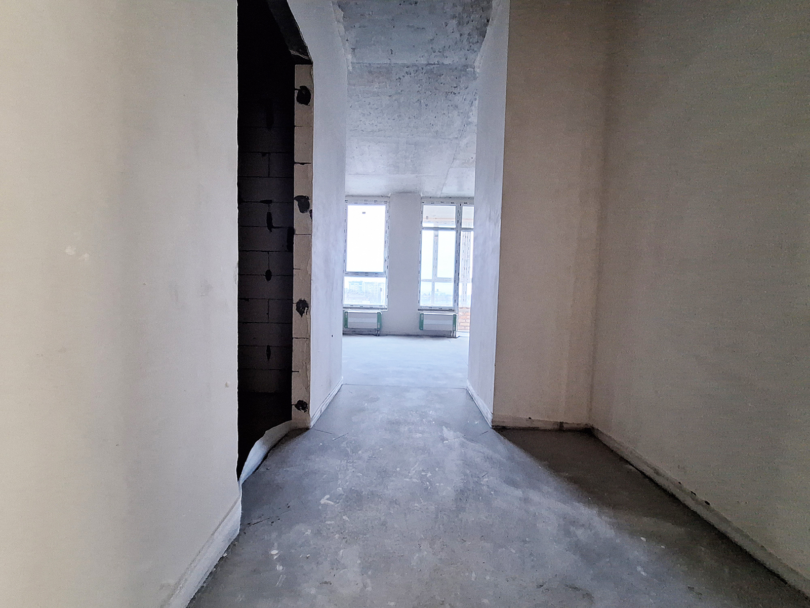 Продажа 1-комнатной квартиры 35 м², Победы просп., 67А