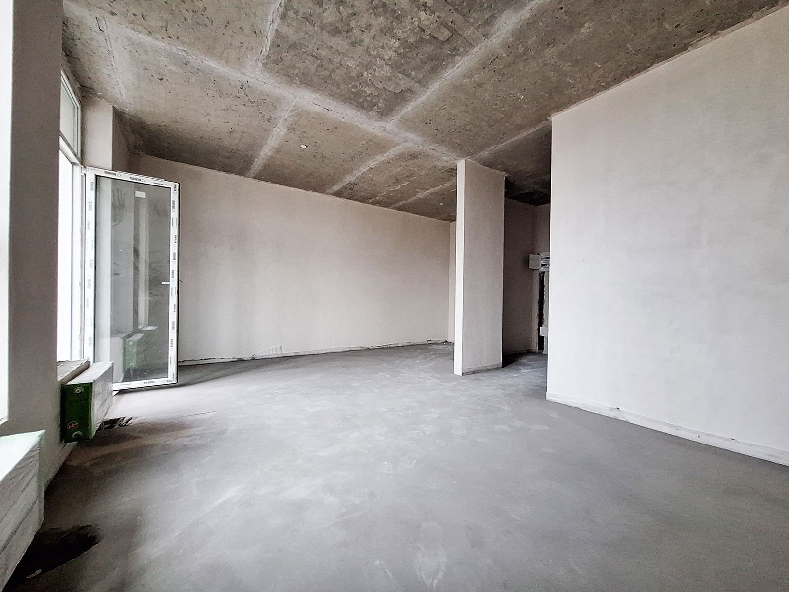 Продажа 1-комнатной квартиры 35 м², Победы просп., 67А