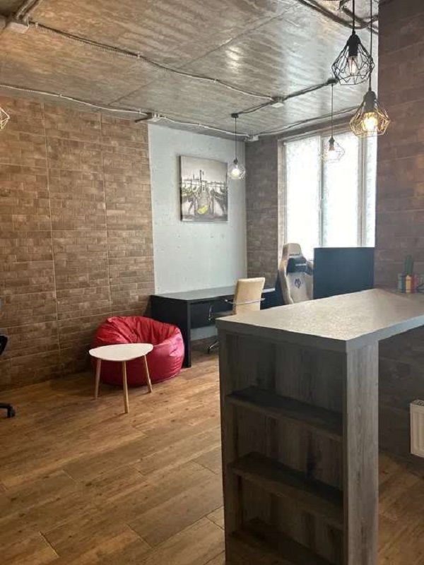 Продаж студії 42 м², Каховська вул., 62