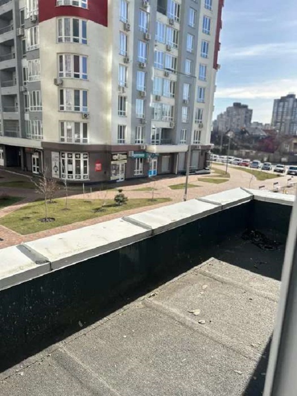 Продаж студії 42 м², Каховська вул., 62