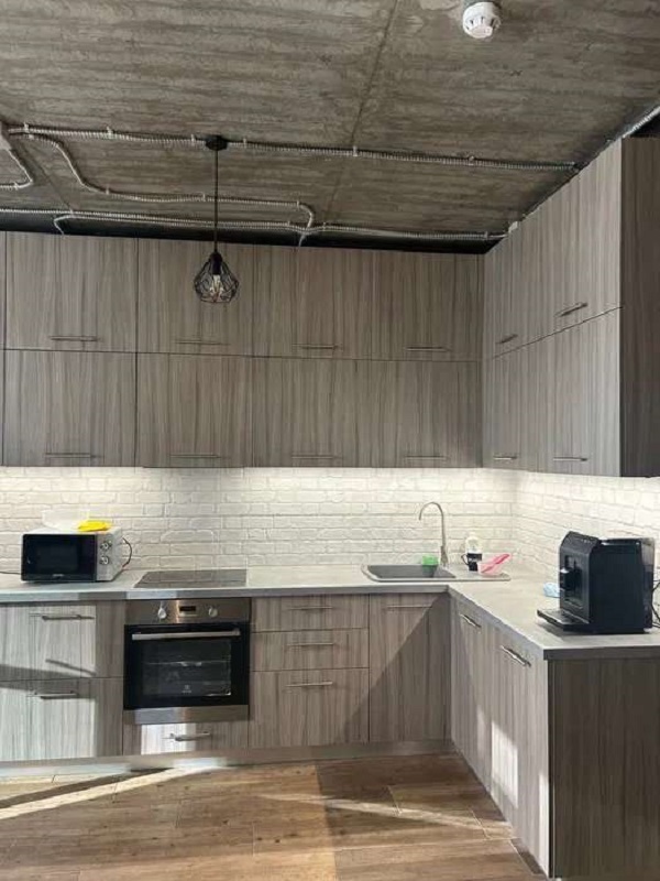 Продаж студії 42 м², Каховська вул., 62