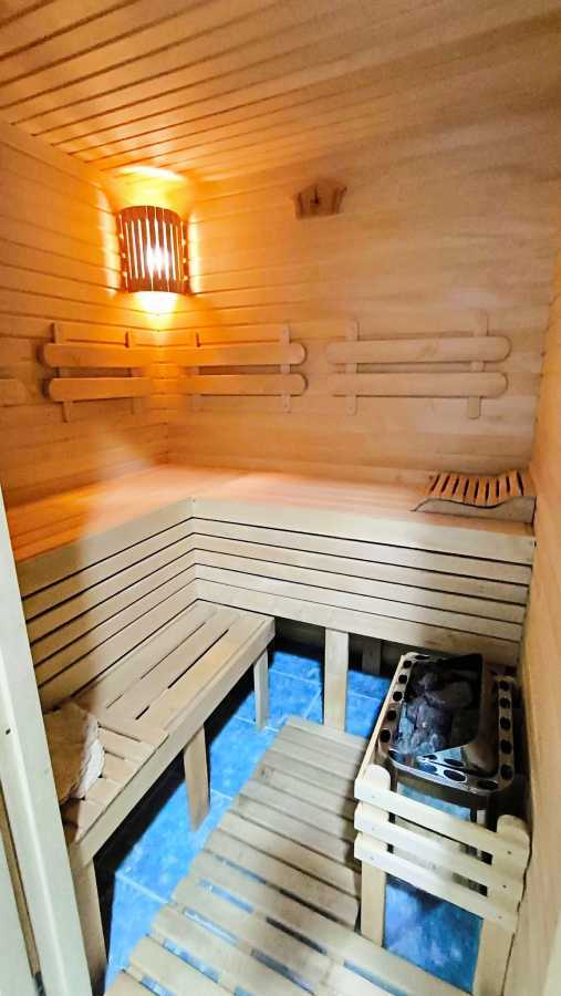 Продажа 4-комнатной квартиры 111 м², Академика Сахарова ул., 58