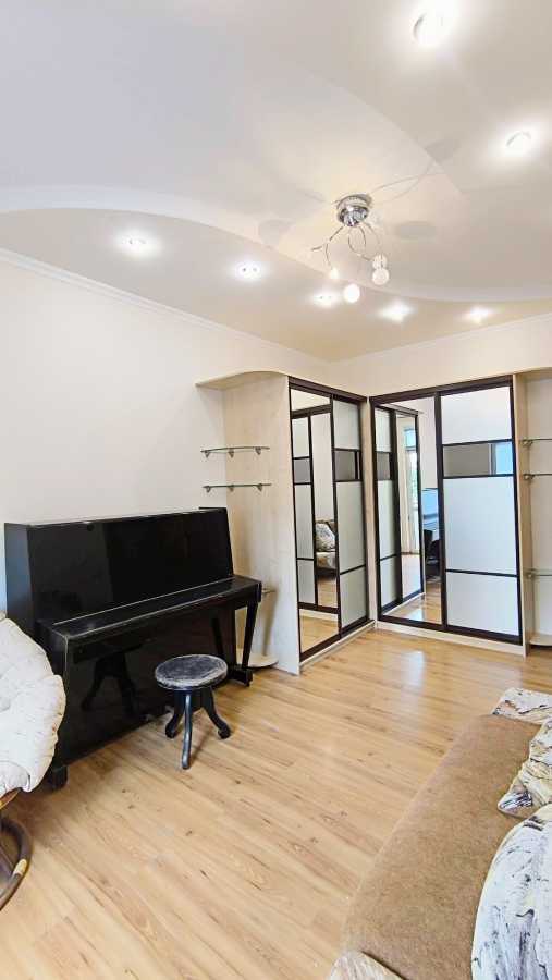 Продажа 4-комнатной квартиры 111 м², Академика Сахарова ул., 58