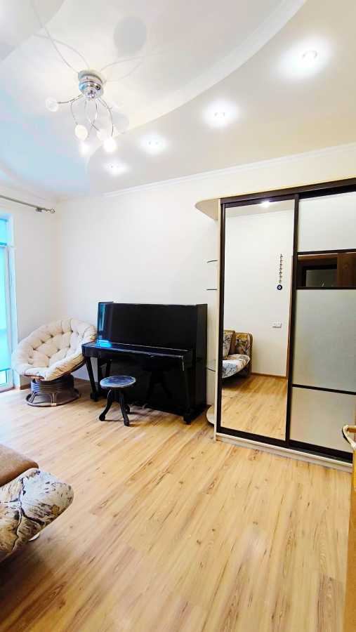 Продажа 4-комнатной квартиры 111 м², Академика Сахарова ул., 58