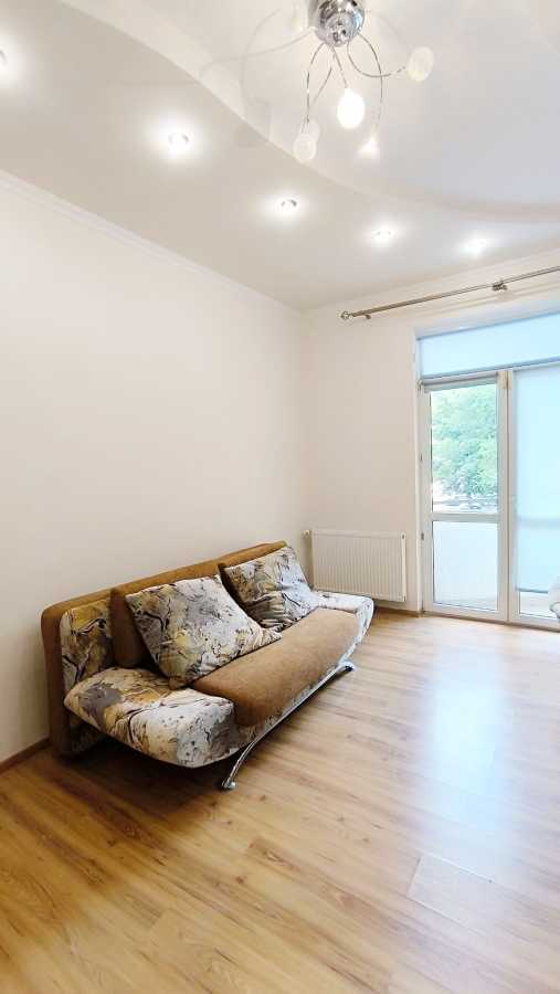 Продажа 4-комнатной квартиры 111 м², Академика Сахарова ул., 58