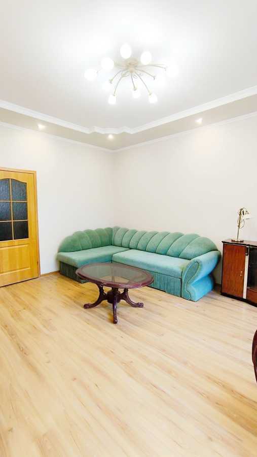 Продажа 4-комнатной квартиры 111 м², Академика Сахарова ул., 58