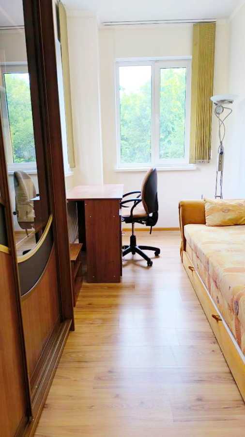 Продажа 4-комнатной квартиры 111 м², Академика Сахарова ул., 58