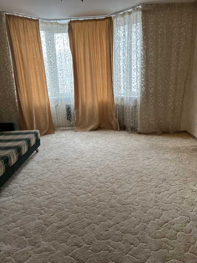 Продажа 2-комнатной квартиры 74 м², Осенняя ул., 33