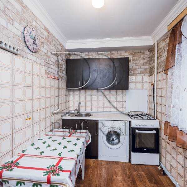 Продажа 2-комнатной квартиры 47 м², Валентина Серова ул., 36