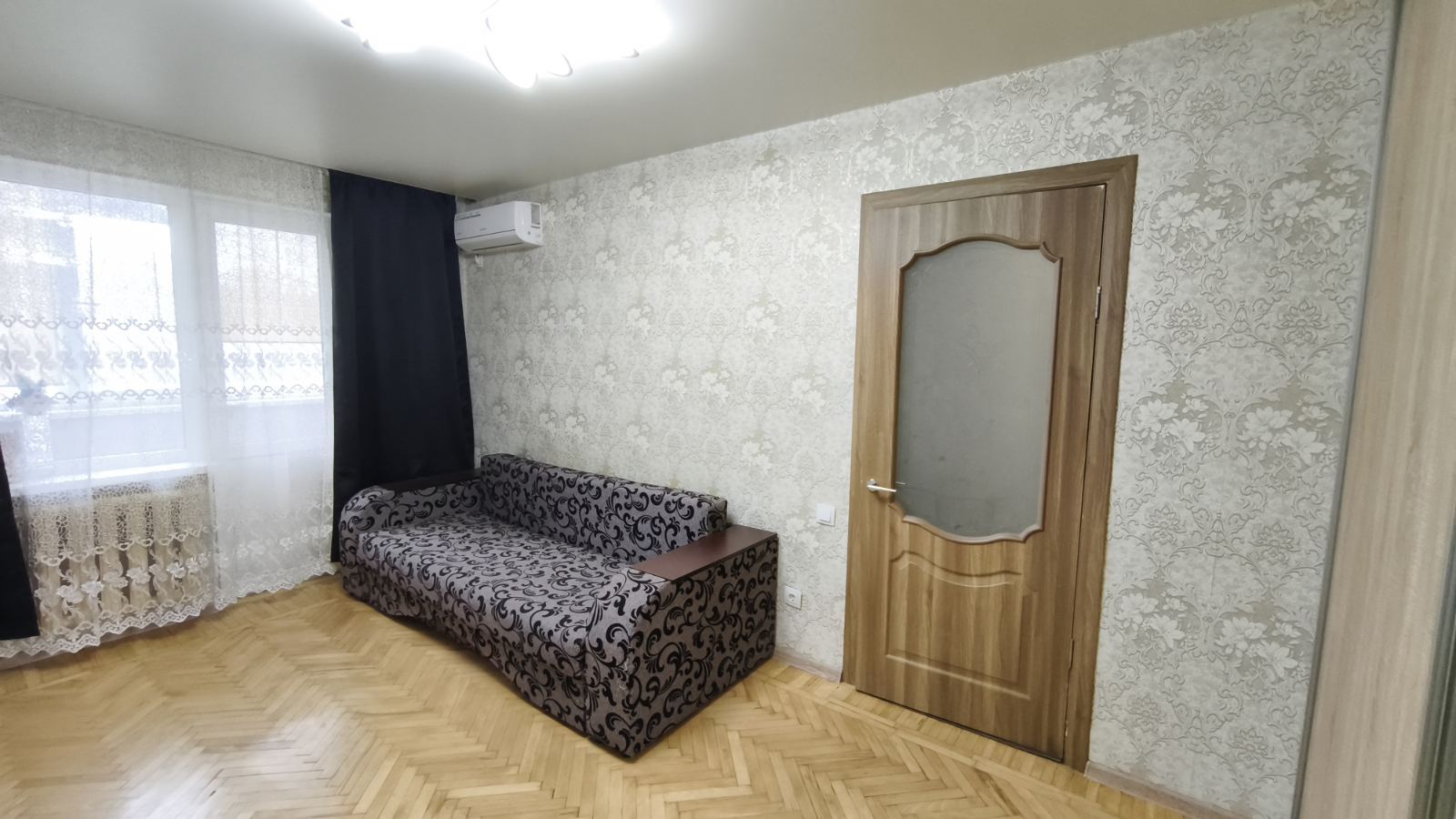 Продажа 1-комнатной квартиры 30 м², Алексея Деревянко ул.