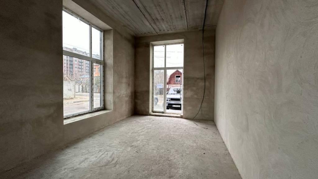 Продаж офісу 25 м², Максима Рильського вул.