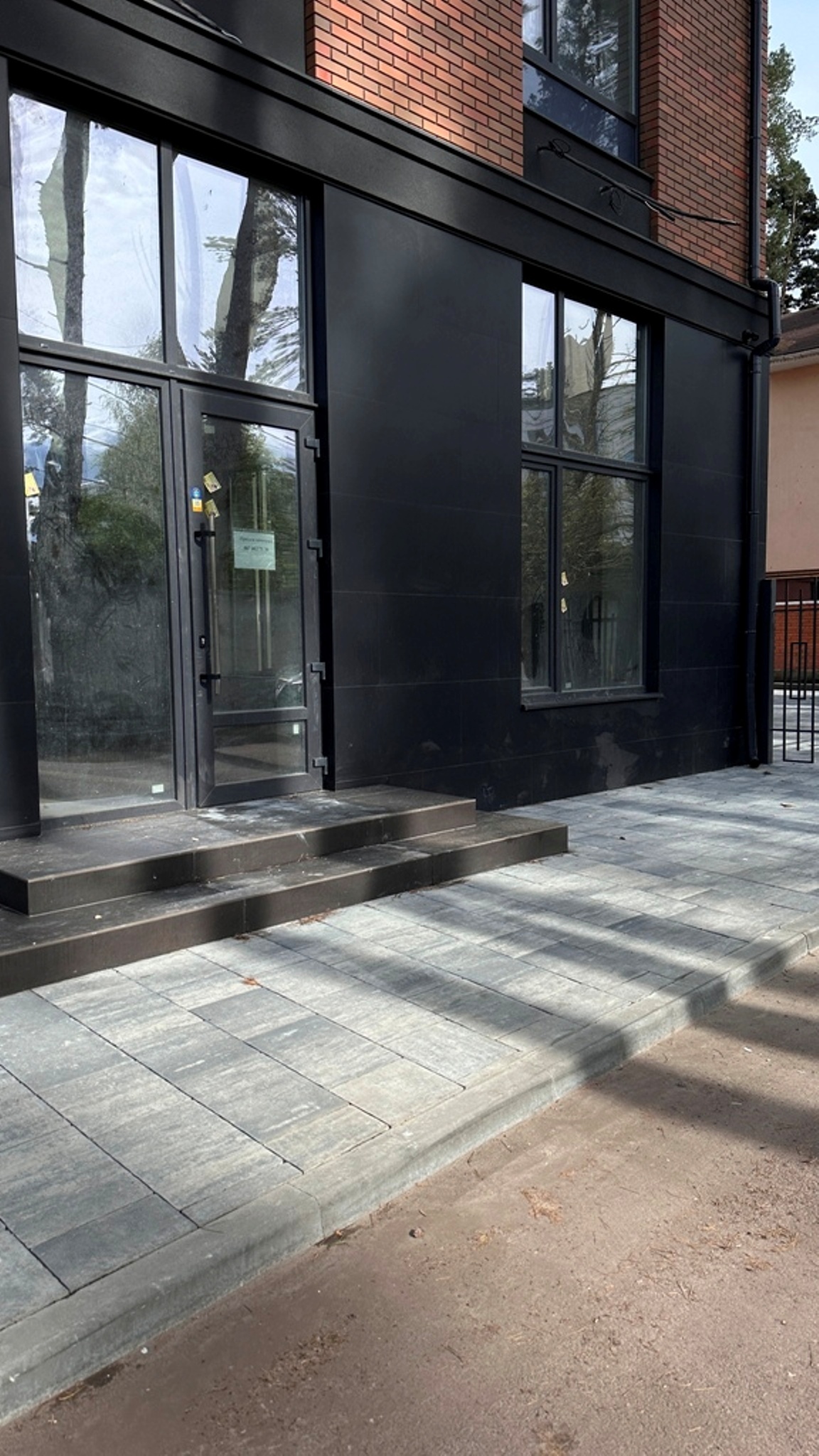 Продаж офісу 25 м², Максима Рильського вул.