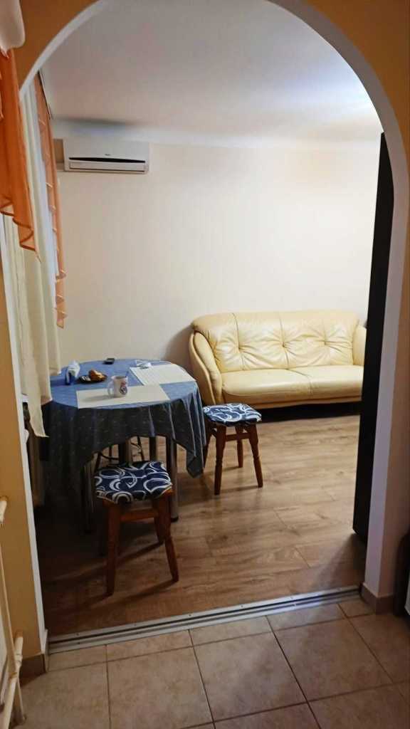 Аренда 3-комнатной квартиры 64 м², Голосеевский просп., 100