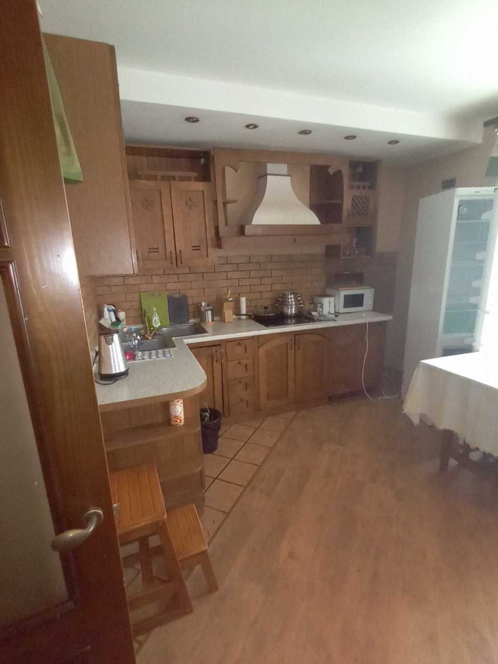 Оренда 2-кімнатної квартири 68 м², Коломийський пров., 7а