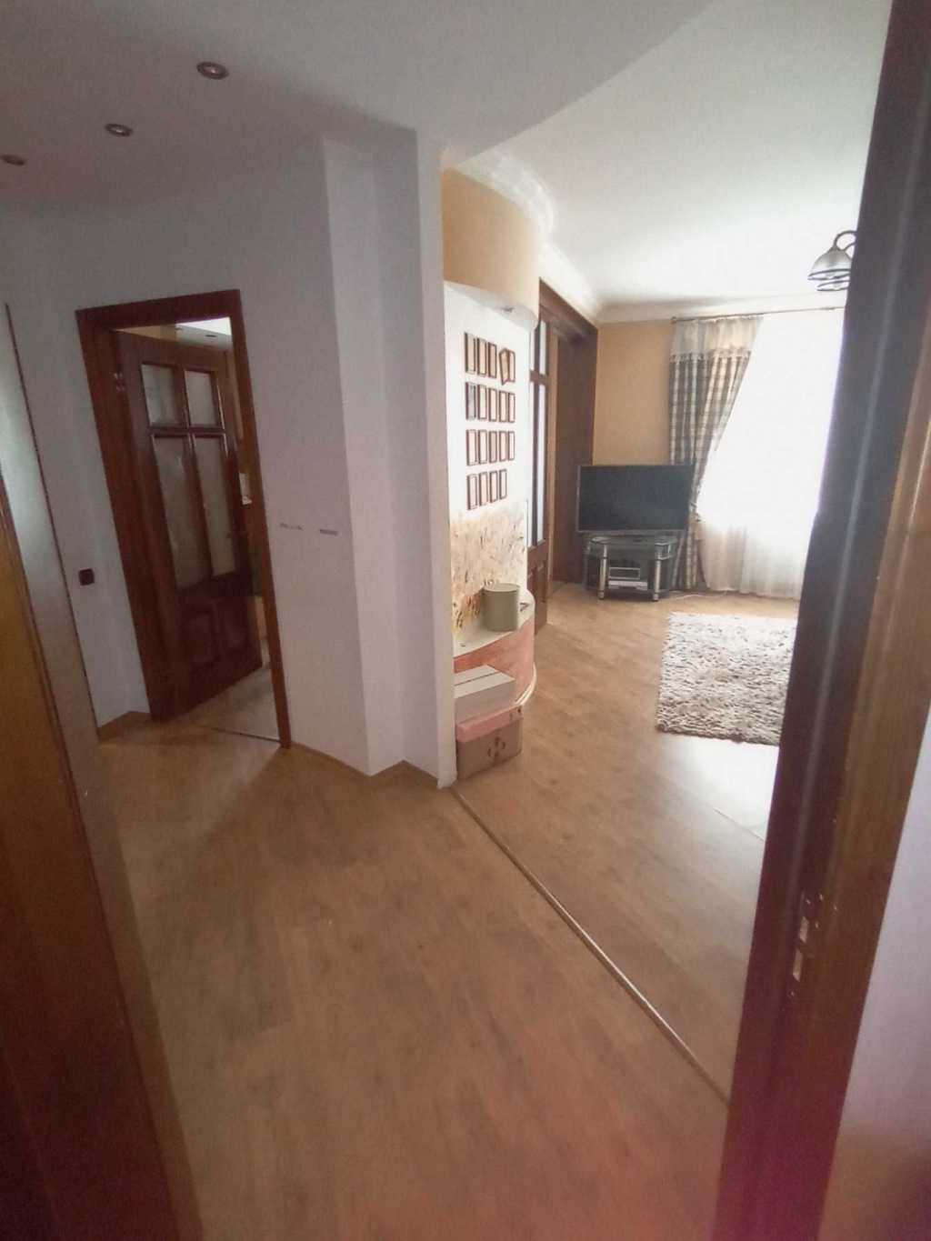 Оренда 2-кімнатної квартири 68 м², Коломийський пров., 7а