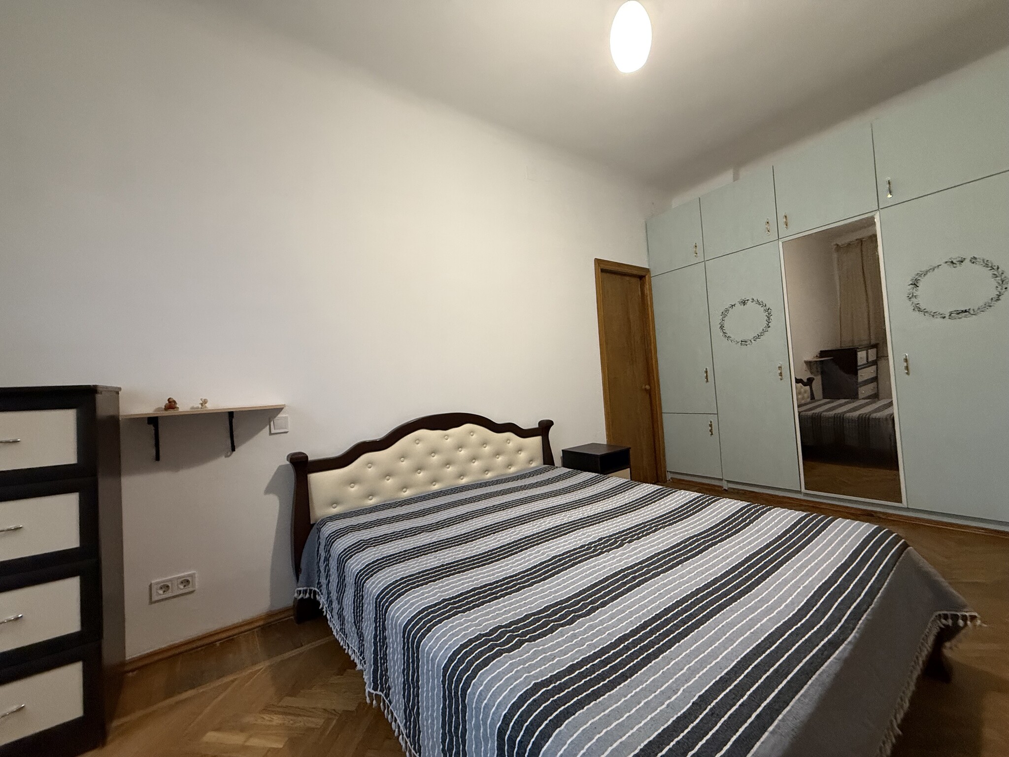 Оренда 2-кімнатної квартири 53 м², Олександра Поля просп., 16