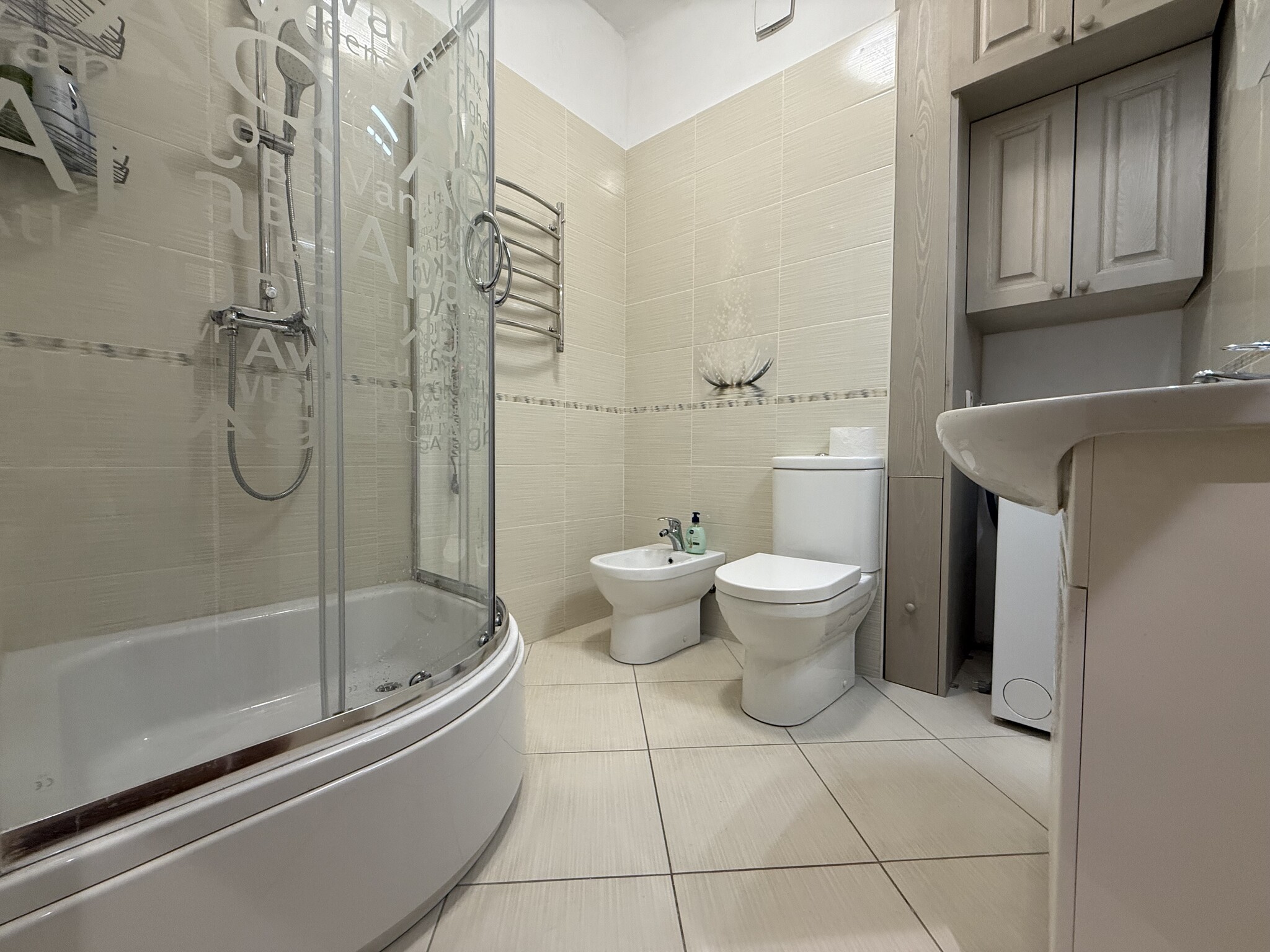 Оренда 2-кімнатної квартири 53 м², Олександра Поля просп., 16