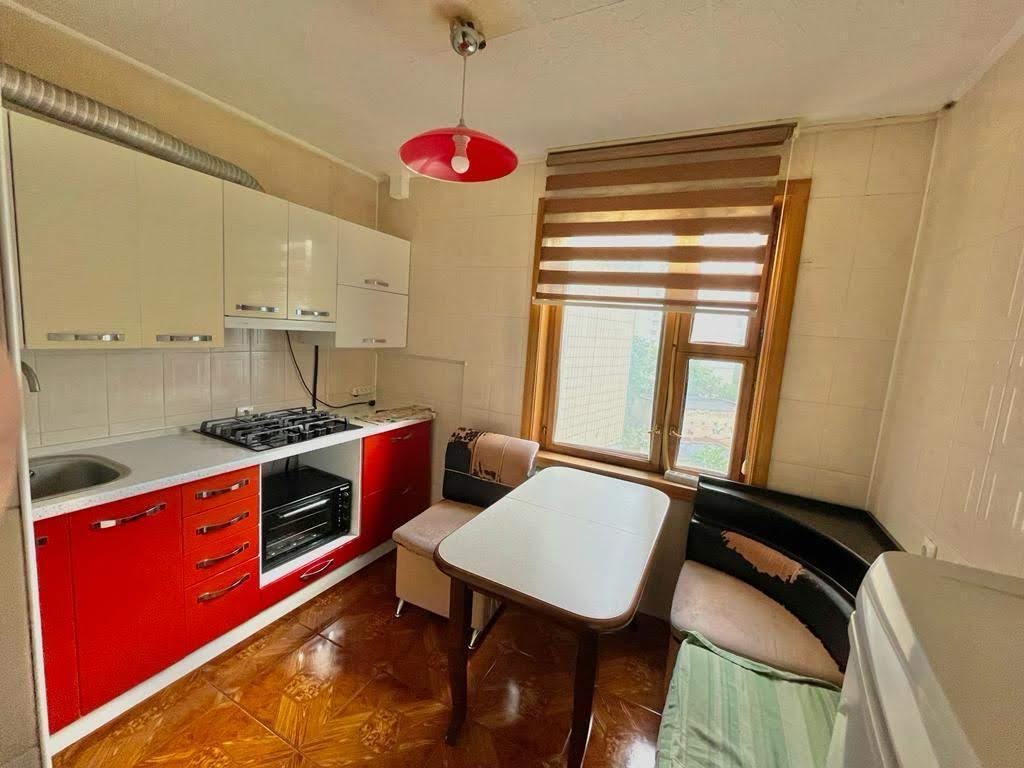 Аренда 3-комнатной квартиры 61 м², Василия Порика просп., 15