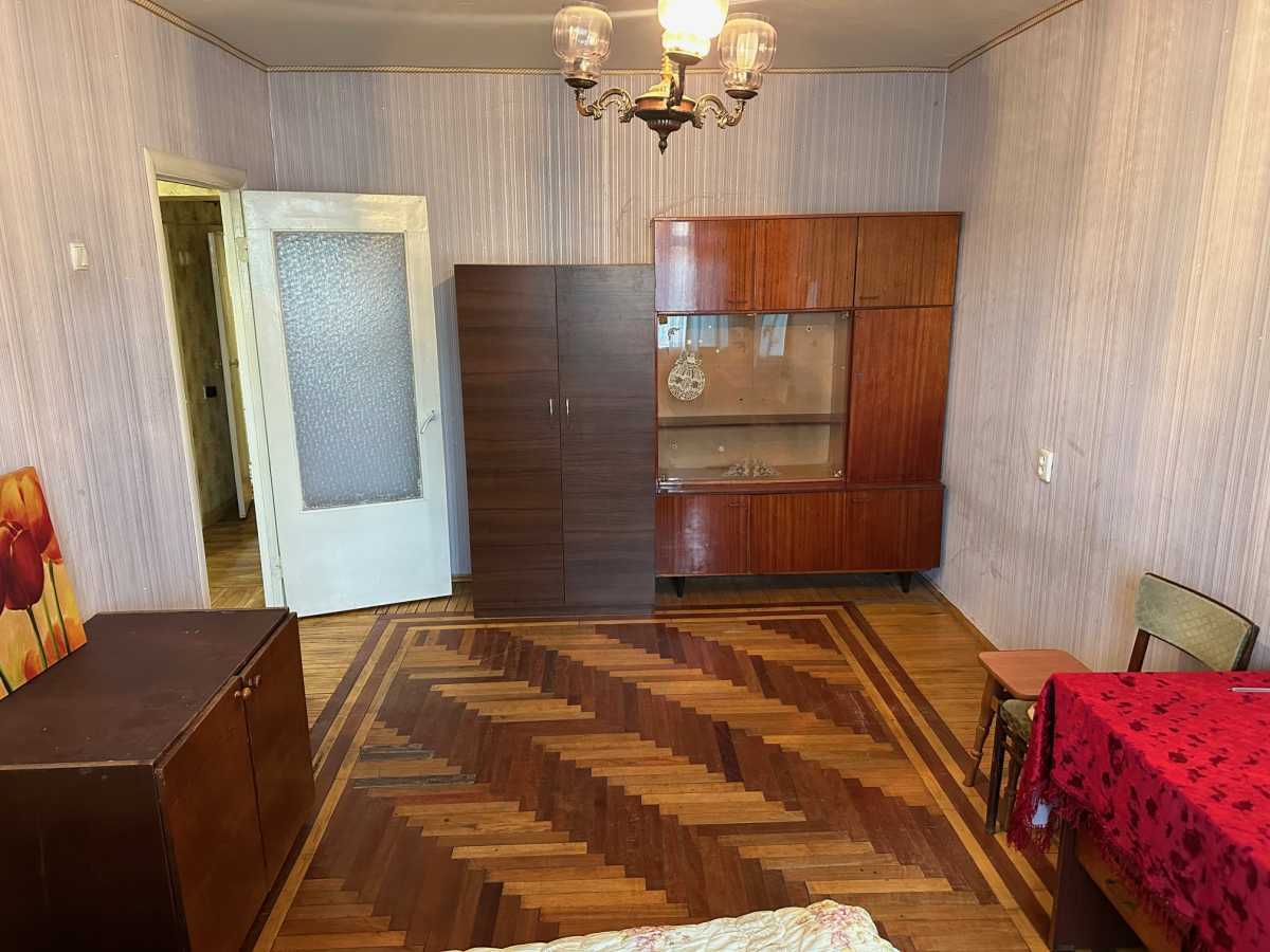 Оренда 3-кімнатної квартири 72 м², Олександрівська вул., 16