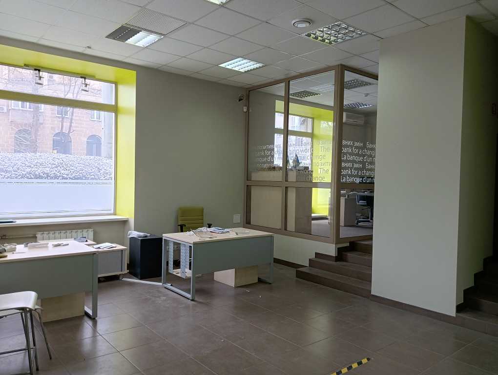 Продаж офісу 174.7 м², Сумська вул., 126